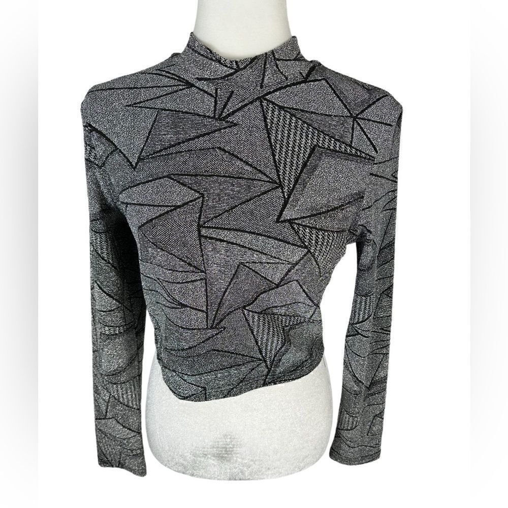 Geometric Print Silver & Black Shimmer Bodycon Mesh Long Sleeve Cropped Top - Picture 4 of 7